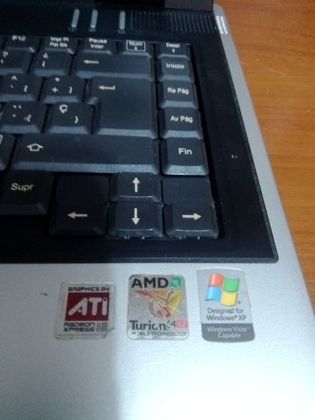 PORTATIL FUJITSU SIEMENS