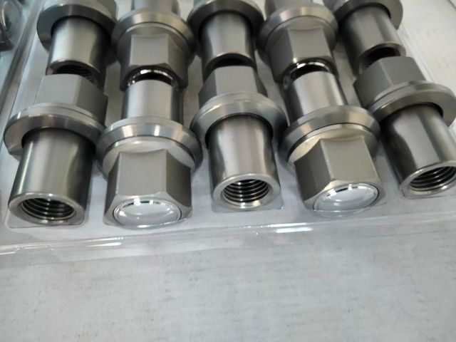 TUERCA CASQUILLO LLANTAS ALUMINIO ALCOA