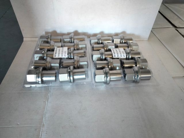 TUERCA CASQUILLO LLANTAS ALUMINIO ALCOA