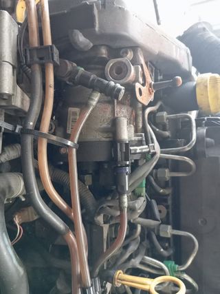 820057225 bomba inyectora Nissan kubistar 1.5 dci 