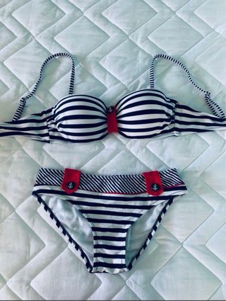 Bikini de rayas