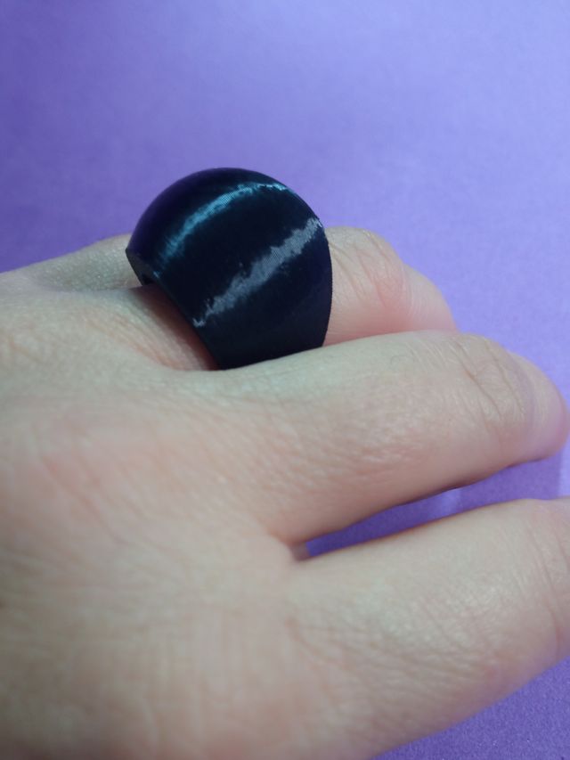 Anello nero, bianco o argento fatto a mano