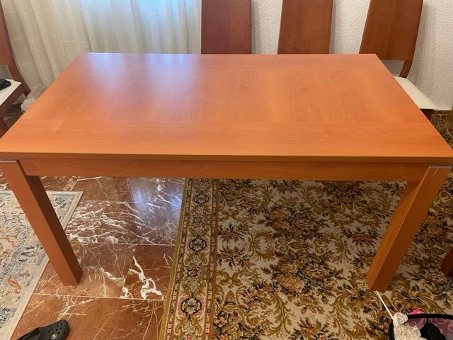 Mesa comedor extensible y 8 sillas