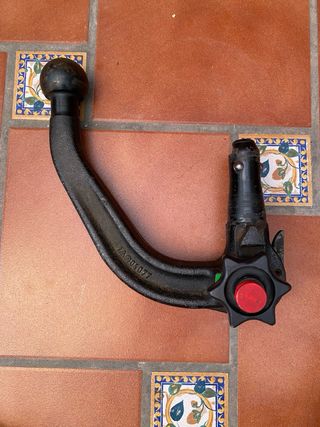Bola enganche remolque carro coche

Se hacen envio
