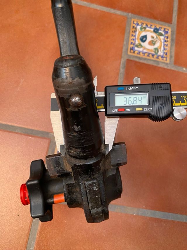 Bola enganche remolque carro coche

Se hacen envio