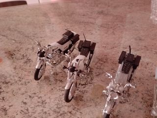 Lote de motos a escala