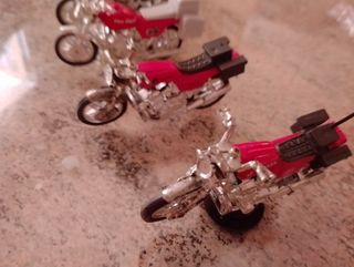 Lote de motos a escala