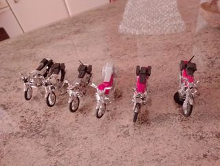 Lote de motos a escala