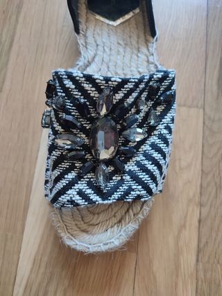 Alpargatas joya Stradivarius talla 39