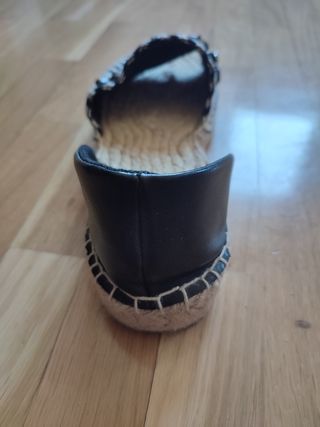 Alpargatas joya Stradivarius talla 39