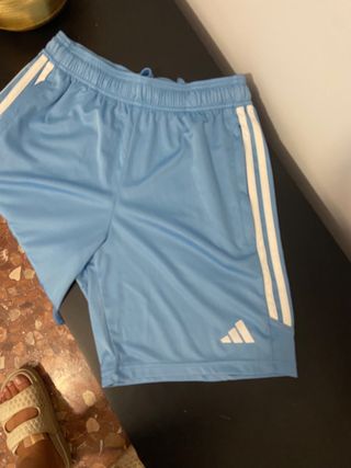 Pantalon corto adidas