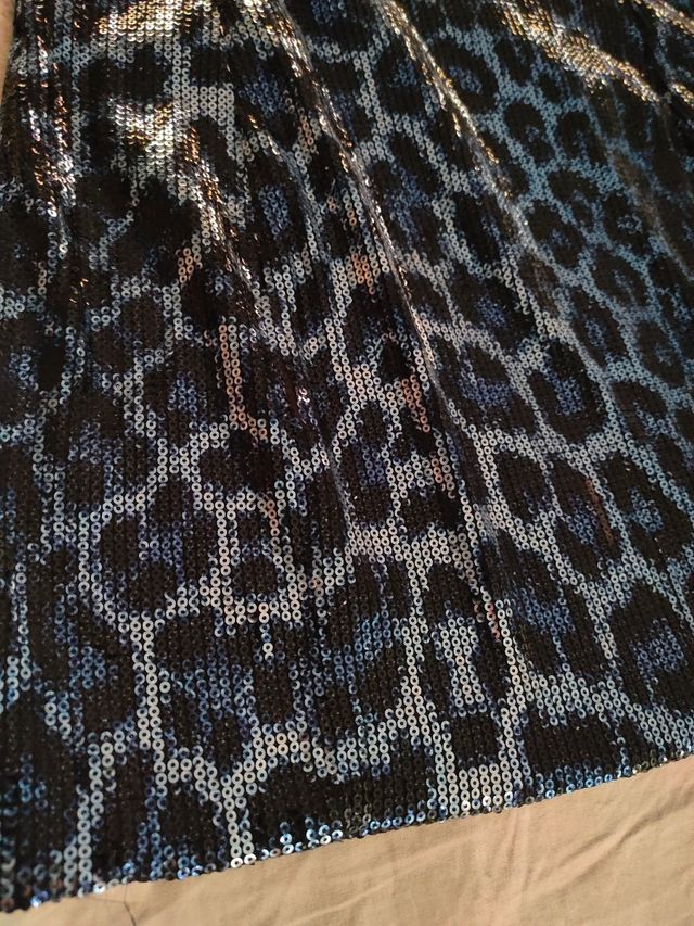 Mini falda lentejuelas leopardo zara