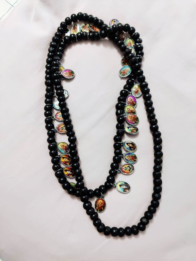 Collar tibetano con 30 medallitas
