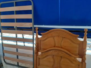 Cama 105 madera maciza y mesita noche