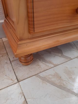 Cama 105 madera maciza y mesita noche