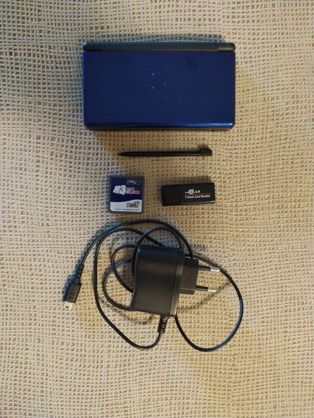 Nintendo DS Lite