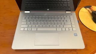 HP Pavilion x360 14-ba138ns Portátil táctil 14"