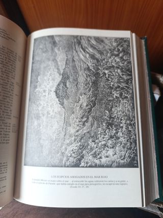 La biblia en 3 tomos. Ilustraciones estilo mudejar