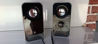 Altavoces Logitech LS11