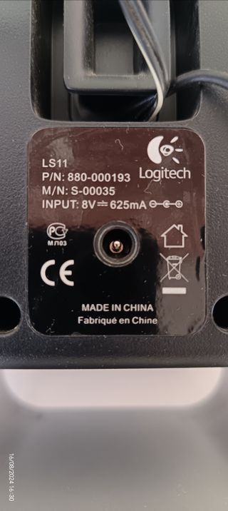 Altavoces Logitech LS11