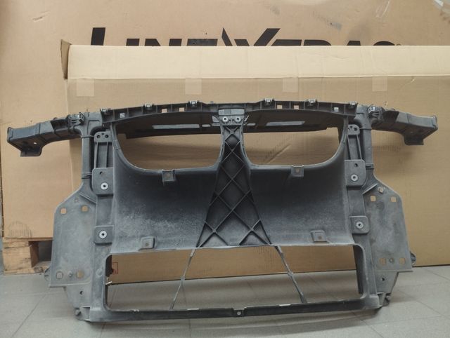 Puertas, aletas taloneras y frente