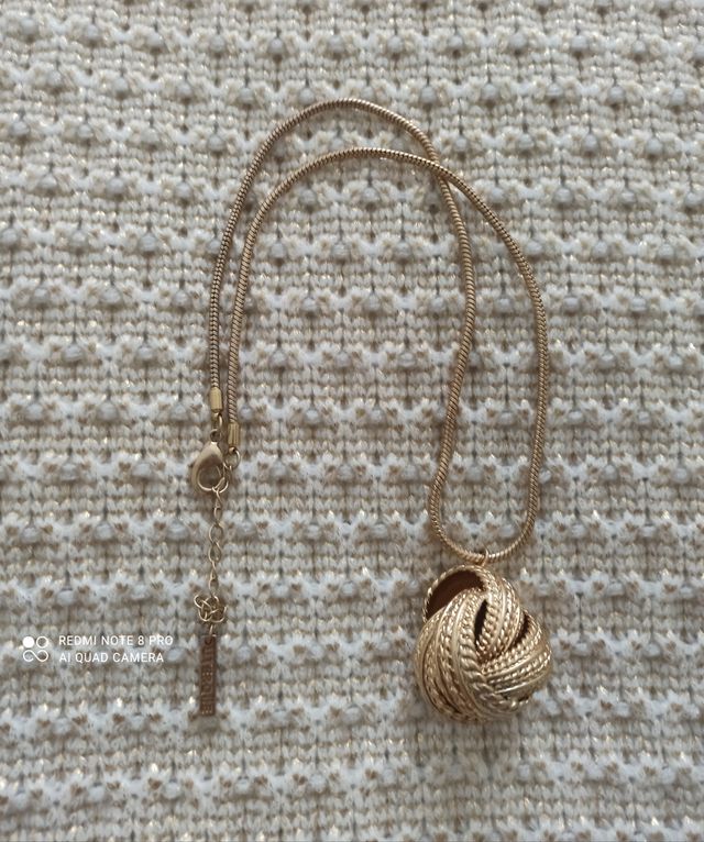 Collar de la tienda Uterque