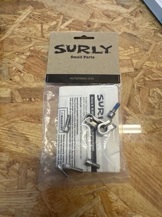 Sistema di sicurezza per portapacchi Surly