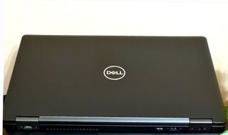 Portátil DELL i7 para trabajar y jugar