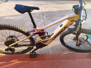 Bicicleta eléctrica de montaña
