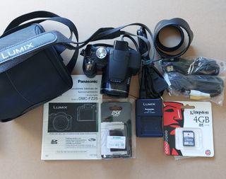 CÁMARA FOTOS DIGITAL PANASONIC  DMCFZ28