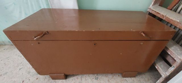 Baule in legno massello