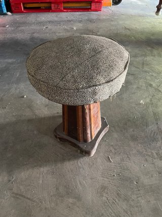 Piano de mesa montano