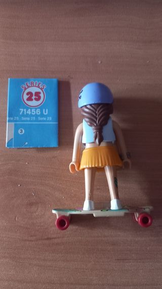 Playmobil de serie 25 chica