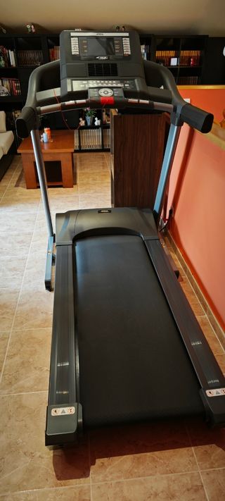 Cinta de correr BH Fitness F4