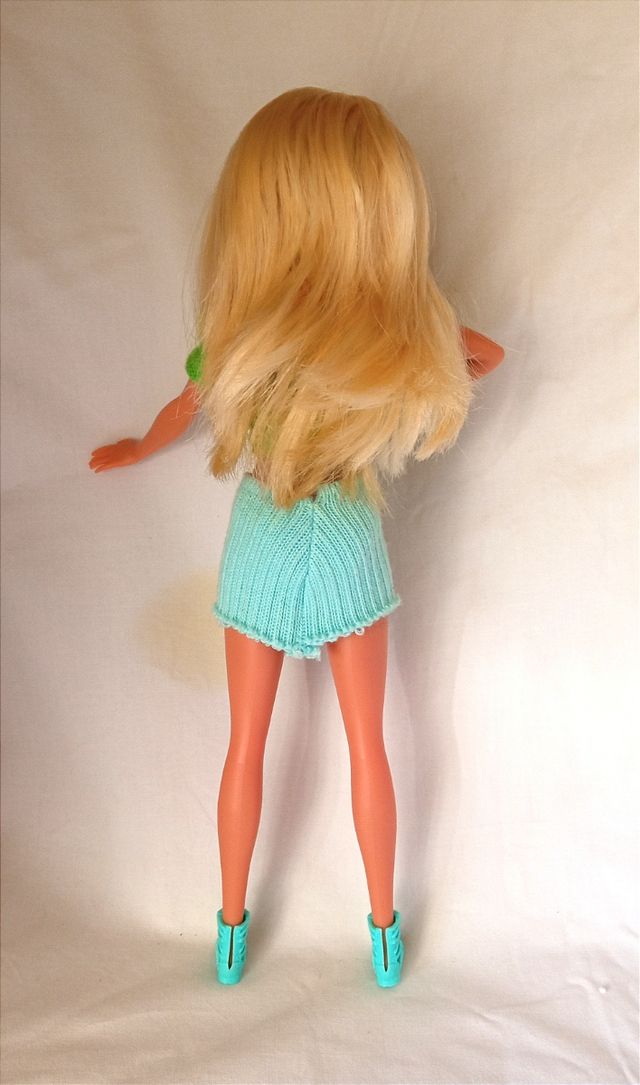 Bambola Barbie veri capelli lunghi biondi mattel