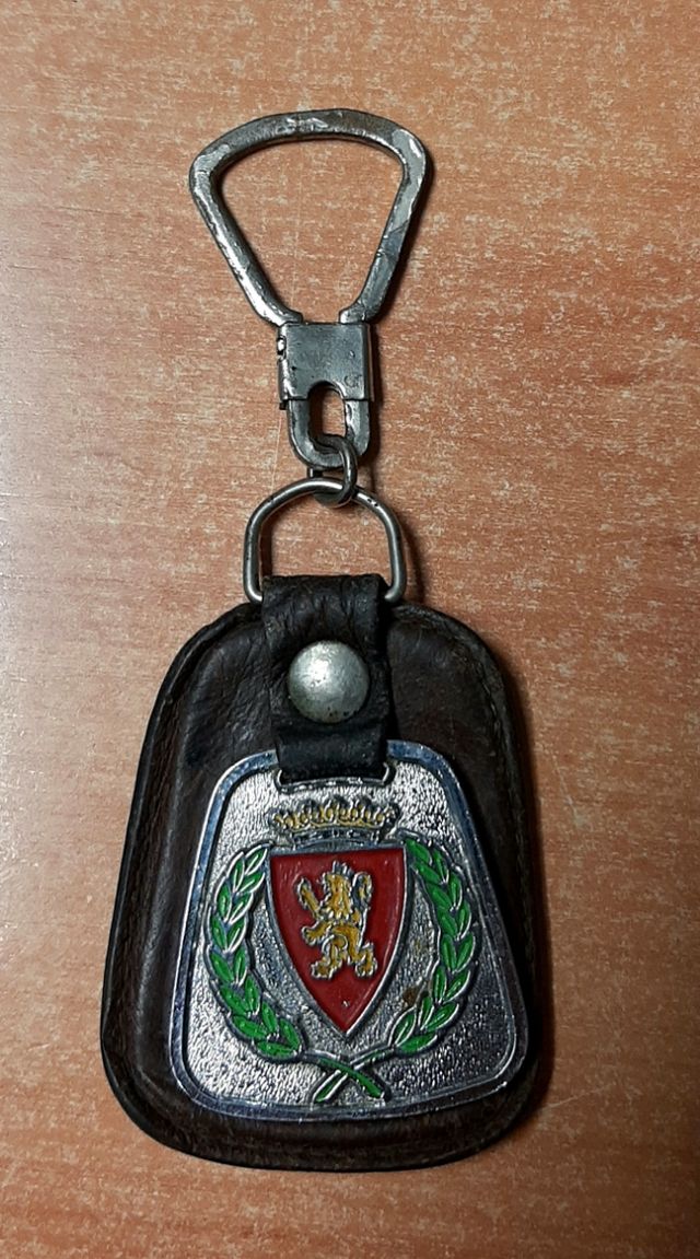 Lote Real Zaragoza llavero 77/78 + 3 cromos