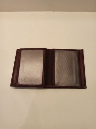 Cartera-Billetera de piel marrón