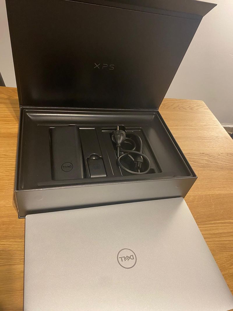Laptop Dell XPS 9500 2020 15 pulgada, como nuevo afbeelding 8