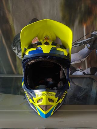 Casco Troy Lee