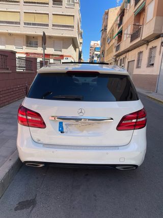 Mercedes-Benz AmG B 200 2015