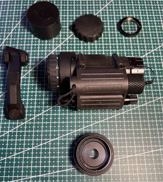 Visor nocturno monocular PVS14