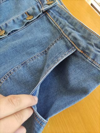 Falda vaquera corta