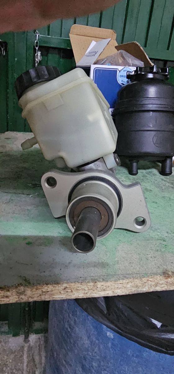 Bomba de freno bmw e46