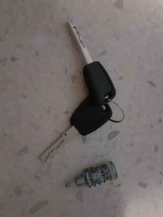 Blocchetto con 2 chiavi no code chiave piatta