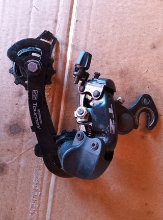 Desviador trasero Shimano Tourney 6-7 velocidades