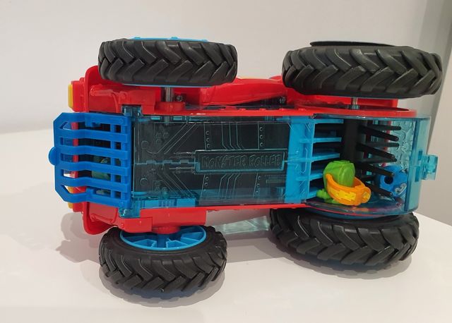 Superzings Monster Roller