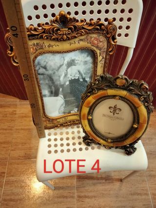 Se vende ocho lotes de objetos curiosos