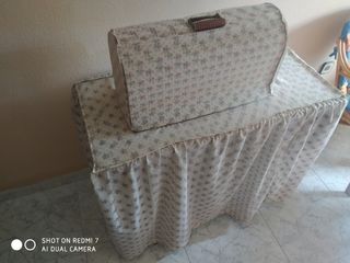 Maquina de coser Singer