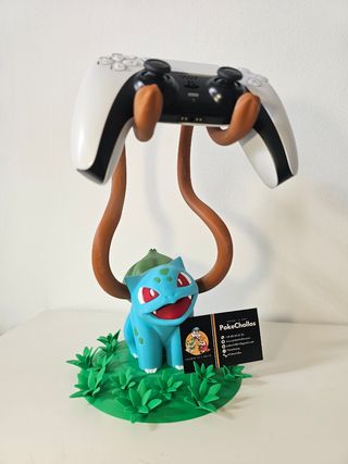 SOPORTE CASCOS Y MANDO BULBASAUR 3D 32 cm DE ALTO 