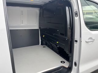 Peugeot Expert e-Expert Furgón 100kW Batería 75kWh Std